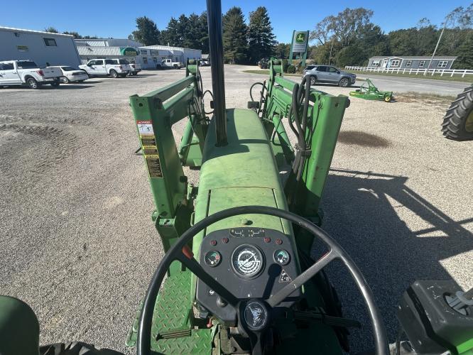 John Deere 2840