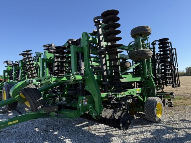 John Deere 2660VT