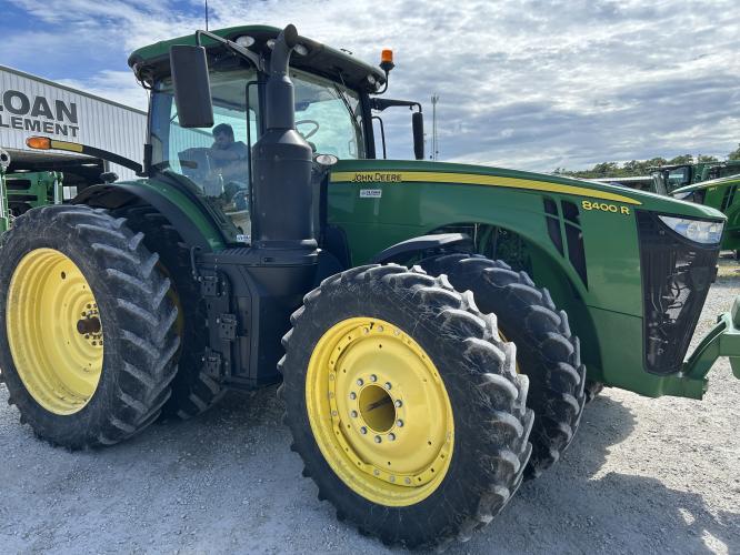 John Deere 8400R