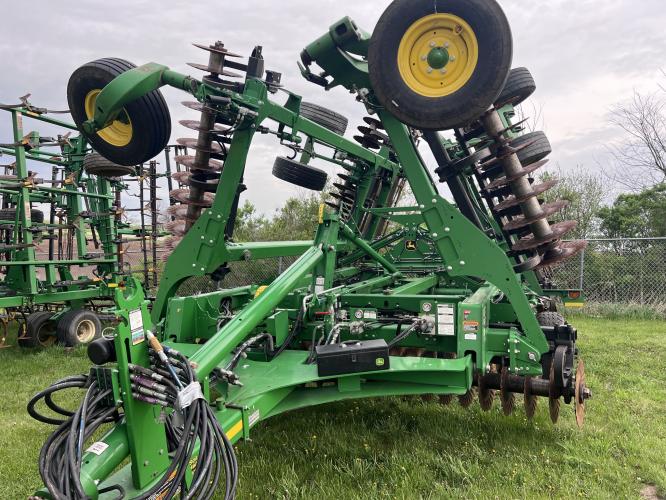 John Deere 2660VT