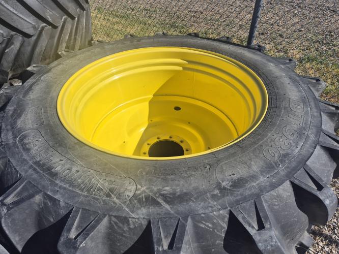 Goodyear 110045R46LSW
