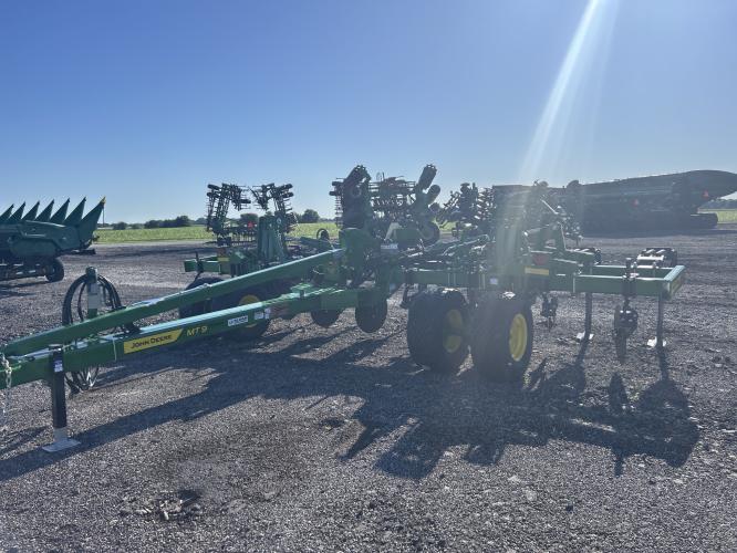 John Deere MT5