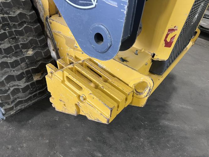 John Deere 333E