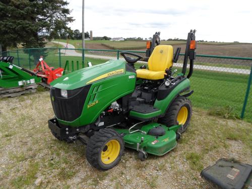 2021 John Deere 1025R