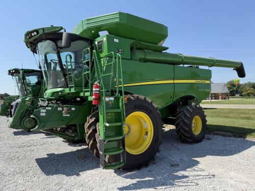 2022 John Deere S770