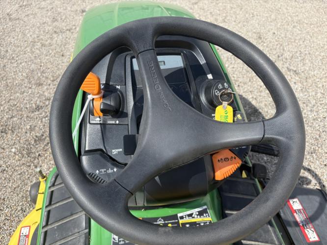John Deere X360