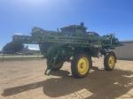John Deere R4044