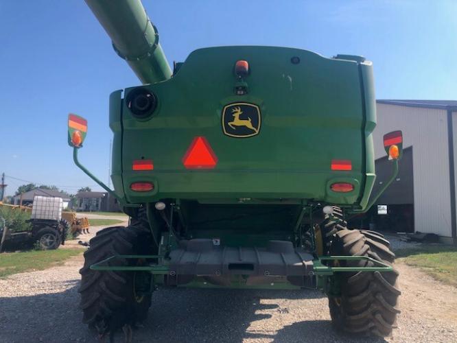 John Deere S780