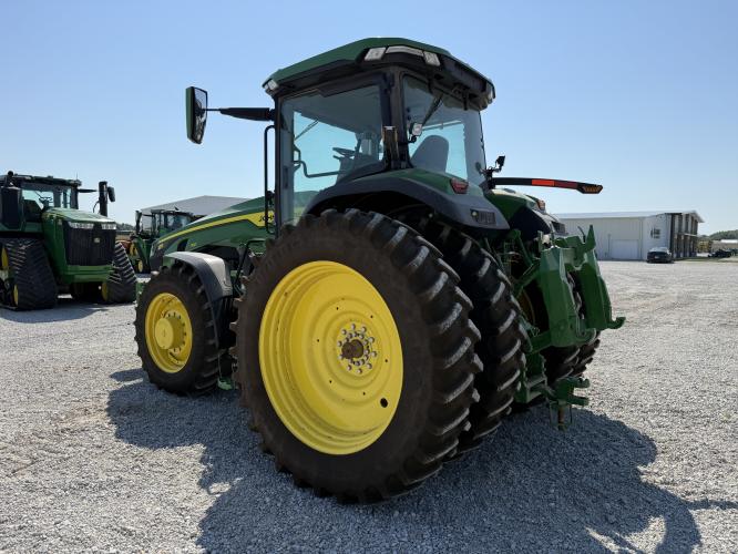 John Deere 8R 310