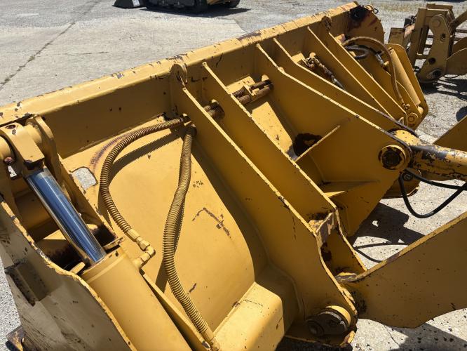 John Deere 544E