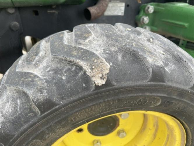 John Deere 1025R