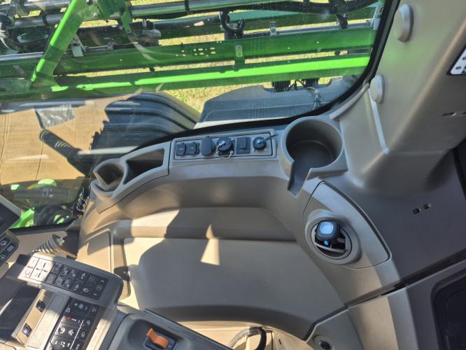 John Deere 612R