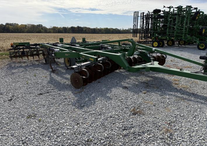 John Deere 512