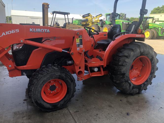 Kubota MX5800