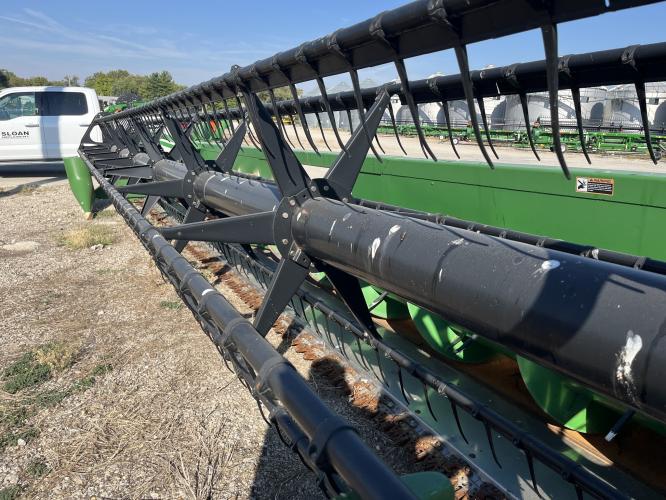 John Deere 630F