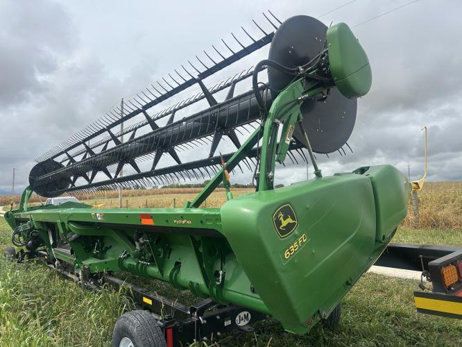 John Deere 635FD
