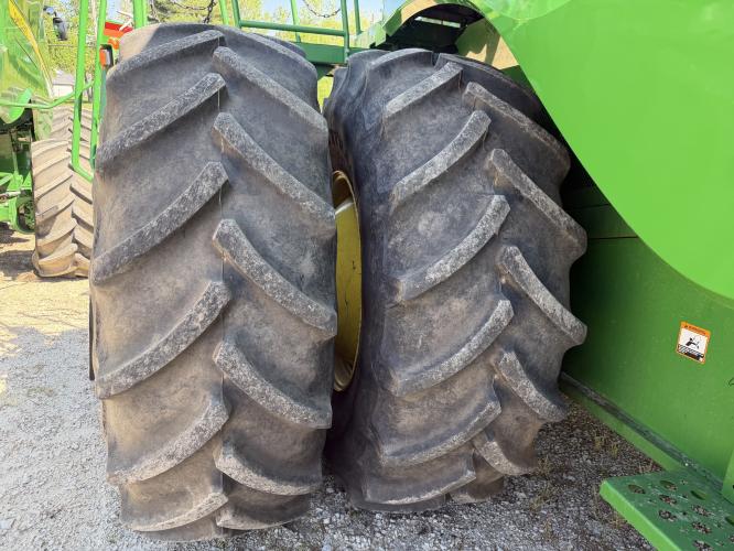 John Deere S780