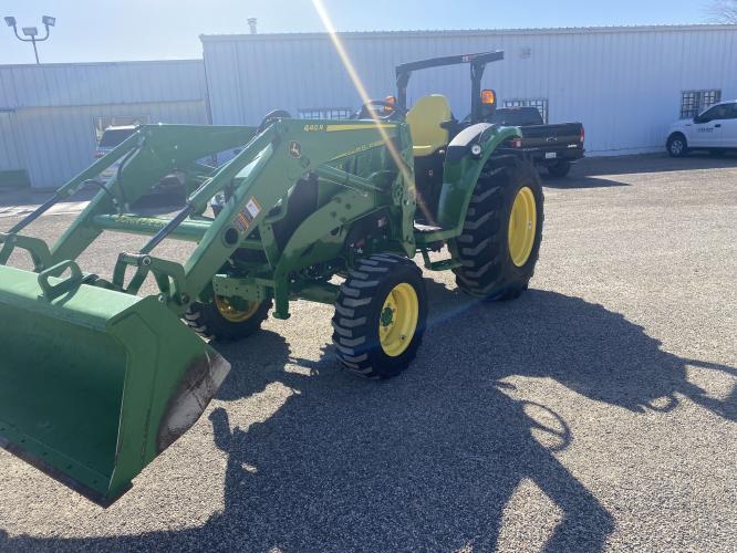 John Deere 4044R