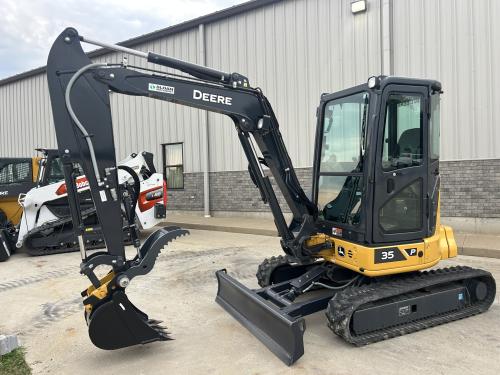 2023 John Deere 35 P