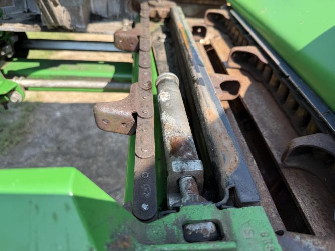 John Deere C12F