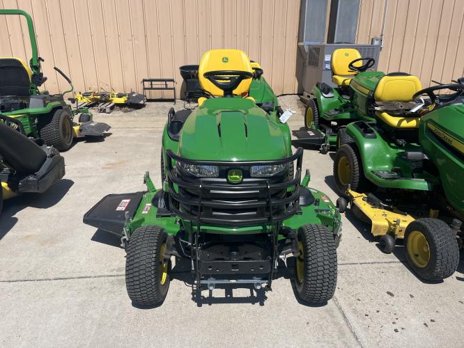 John Deere X734