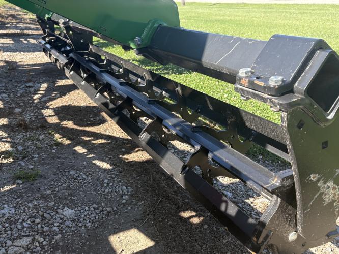 John Deere 2720