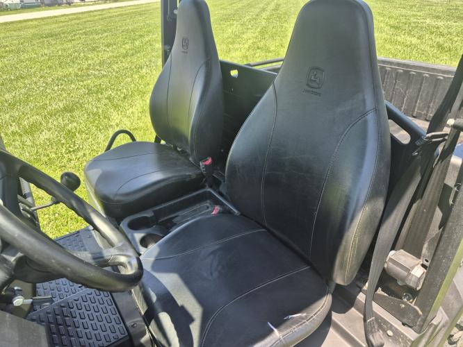 John Deere XUV 835M