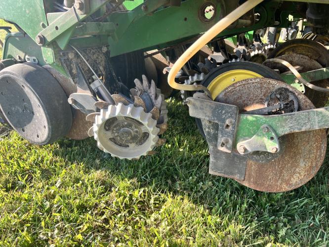John Deere 1770