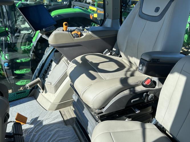 John Deere 8R 410