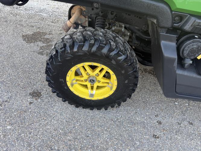 John Deere XUV835R