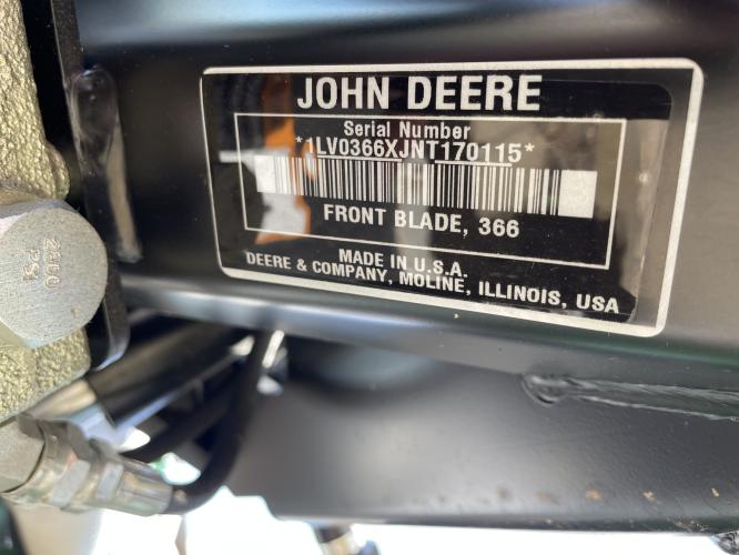 John Deere 366 Blade