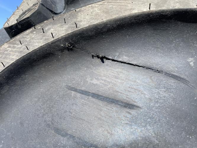 Goodyear 680/50R46