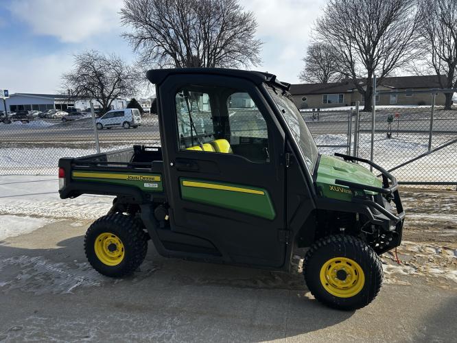 John Deere XUV835M