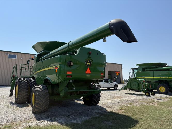 John Deere S680