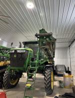 John Deere R4038