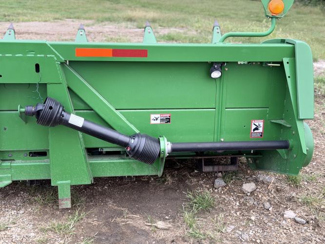 John Deere 608C