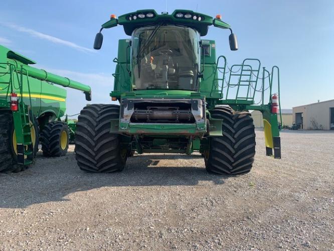 John Deere S790