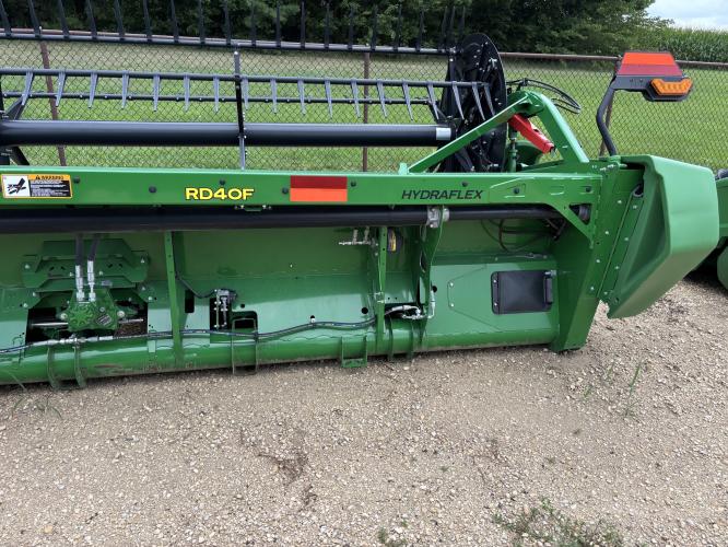 John Deere RD40F