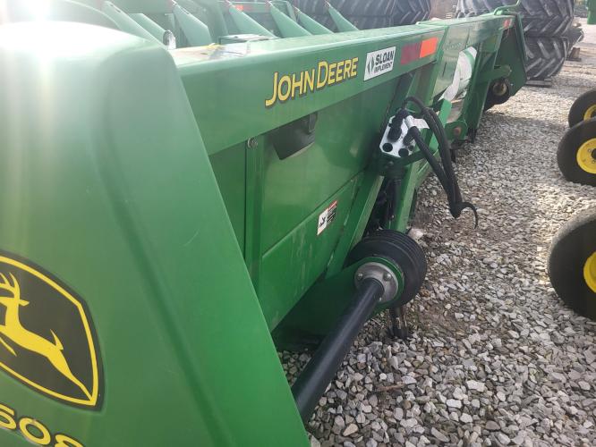 John Deere 608C