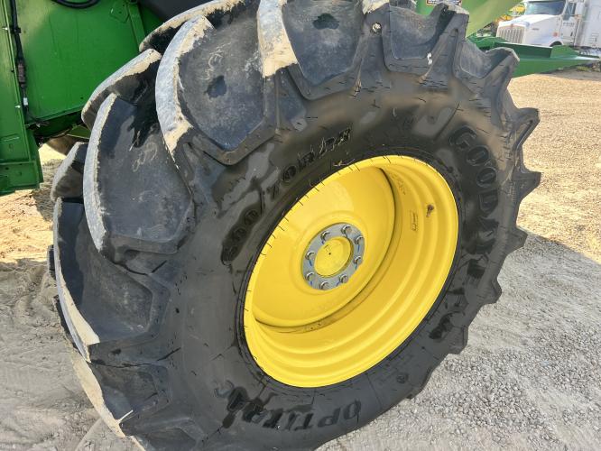 John Deere S770