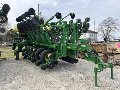 2015 John Deere 1795