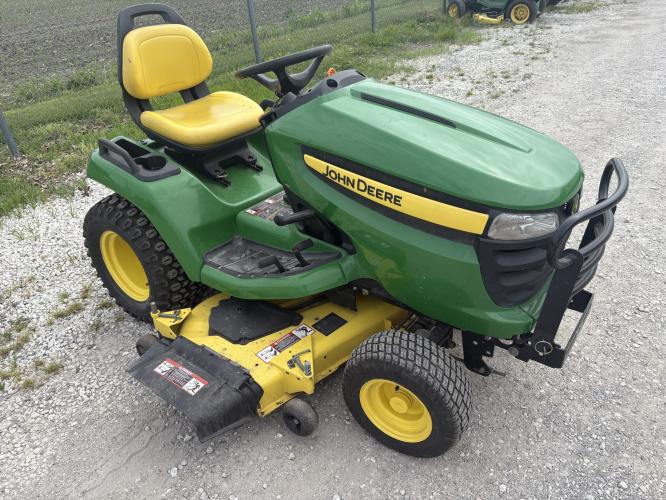 John Deere X540