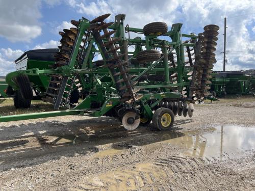 2012 John Deere 2623