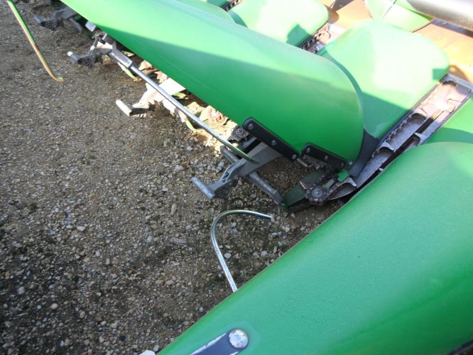 John Deere 608C