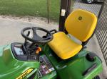 John Deere X738