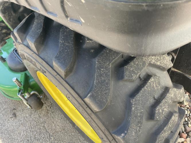 John Deere 2025R