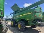 John Deere S670