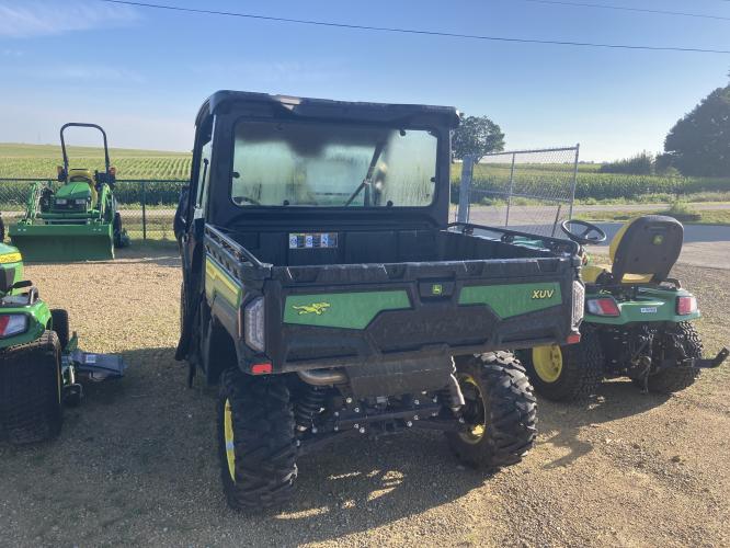 John Deere XUV 845M