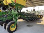 John Deere 1775