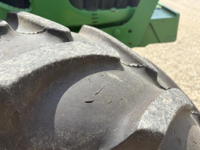 John Deere 6420